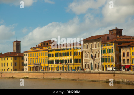 Lungarno Antonio Pacinotti am Flussufer Straße zentrale Pisa Stadtregion Toskana Italien Europa Stockfoto