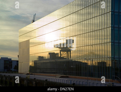 Reflexionen Finnieston Clyde Stobcross Clydeport Kran abstrakte Sonnenuntergang Stockfoto