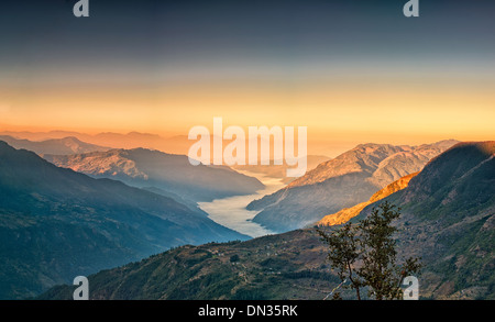 Blick vom Kalinchok Photeng auf das Kathmandu-Tal, Nepal Stockfoto