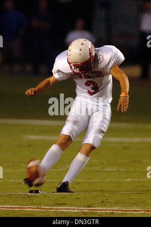 1. August 2006; Austin, TX, USA; Kicker-HUNTER-LAWRENCE von Boerne startet für die Süd-Team während der THSCA All-Star Football-Spiel an der University of Texas am Dienstag, 1. August 2006. Obligatorische Credit: Foto von Billy Calzada/San Antonio Express-News/ZUMA Press. (©) Copyright 2006 von San Antonio Express-News Stockfoto