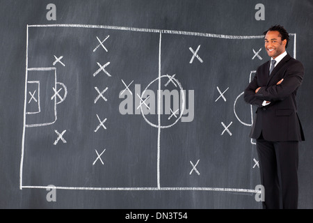 Zusammengesetztes Bild der Geschäftsmann mit verschränkten Armen Stockfoto