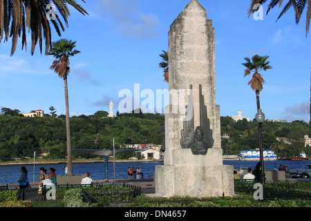 Monumento a Los Marinos Muertos de La Segunda Guerra Mundial, Alt-Havanna (La Habana Vieja), Kuba, Karibik, Mittelamerika Stockfoto