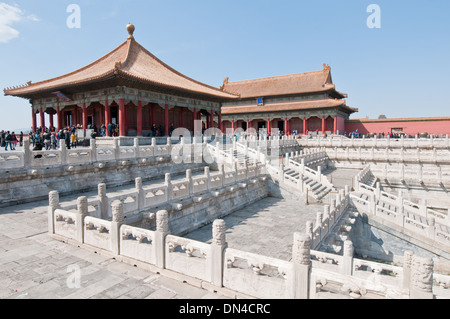 Hall der zentralen Harmonie (Zhonghedian) und Halle der Erhaltung der Harmonie (Baohedian) in der verbotenen Stadt, Peking, China Stockfoto