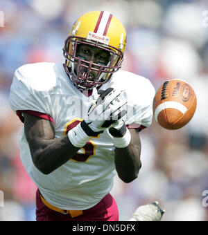 26. August 2006; Duncan, SC, USA; Lichtungen zentrale Vs Byrnes. Lichtungen zentralen #6 Deonte Thompson Tropfen möglicher Touchdown fangen im vierten Quartal. Obligatorische Credit: Foto von Allen Eyestone/Palm Beach Post/ZUMA Press. (©) Copyright 2006 von Palm Beach Post Stockfoto