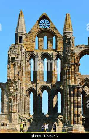 Die Ruinen von Whitby Abbey, die Bram Stoker zu seinem Meisterwerk "Dracula", Whitby, North Yorkshire, England inspiriert Stockfoto