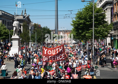 Zwischen 60-100.000 sammeln Menschen in Dublin für die alle Irland Rally for Life zum protest gegen das neue irische Abtreibungsgesetz. Stockfoto