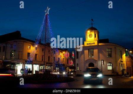 Weihnachtsbeleuchtung, Bridge Street, London, UK Stockfoto