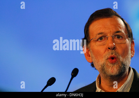 Spaniens Ministerpräsident Mariano Rajoy Gesten während eines Treffens in Mallorca, Spanien Stockfoto