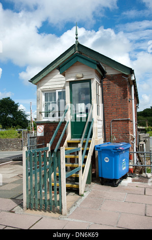 Lostwithiel Eisenbahn Stellwerk aufgeführten Gebäude Cornwall UK Stockfoto