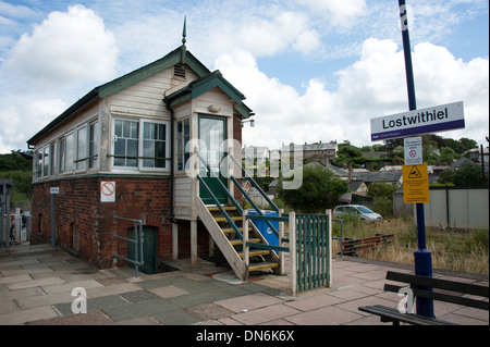 Lostwithiel Eisenbahn Stellwerk aufgeführten Gebäude Cornwall UK Stockfoto