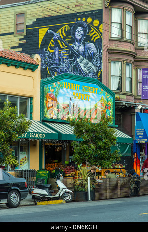 Haight Street Market und Wandgemälde von Jimi Hendrix, Haight-Ashbury Nachbarschaft, San Francisco, Kalifornien, USA Stockfoto