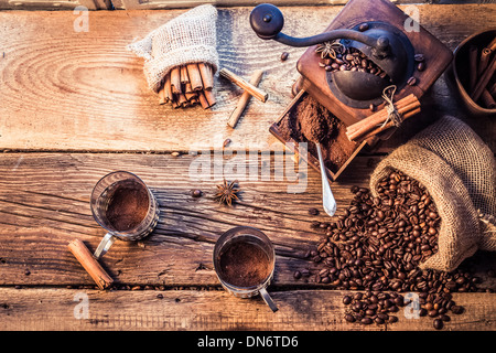 Geruch des frisch gemahlenen Kaffee Stockfoto
