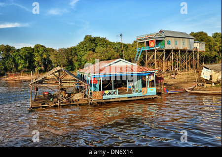 Schwimmende Häuser in Kampong Phluk Stockfoto