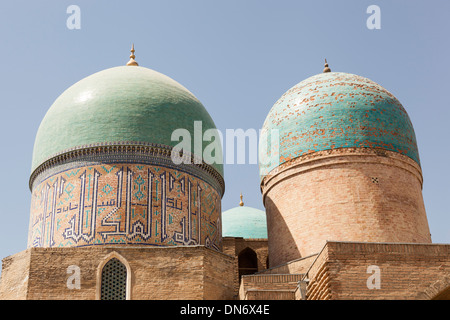 Kuppeln der Gumbazi Saidon und Sheikh Shamsiddin Kulol Mausoleen, Dorut Tilovat Komplex, Shakhrisabz, Usbekistan Stockfoto