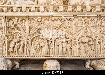 Kloster Santa Maria, Grab der Dona Ines de Castro, Alcobaca, Portugal Stockfoto