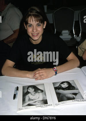 10. April 2002 - Hollywood, CA, USA - K24638EG: HOLLYWOOD Sammler zeigen. HOTEL BEVERLY GARLAND, NORTH HOLLYWOOD, CA 04/06/2002.LINDSEY FONSECA. POTO von ED GELLER / 2002 (Kredit-Bild: © Globe Photos/ZUMAPRESS.com) Stockfoto