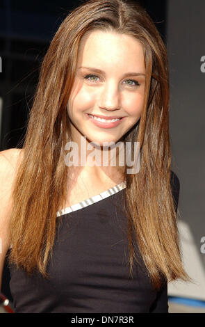 3. Februar 2002 - K23960AG. BIG FAT LIAR - PREMIERE. UNIVERSAL STUDIOS HOLLYWOOD, CA. 2. FEBRUAR 2002. AMY GRÄBER / 2002 (D). AMANDA BYNES(Credit Image: © Globe Photos/ZUMAPRESS.com) Stockfoto