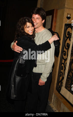 3. April 2002 - PAULA ABDUL und TOD GRISWOLD. K24615AG SCHWEIN UND PFEIFEN 1 JAHR ANNIVERSARY.CA, 03.04.02. AMY Gräber / 2002 (Kredit-Bild: © Globe Photos/ZUMAPRESS.com) Stockfoto