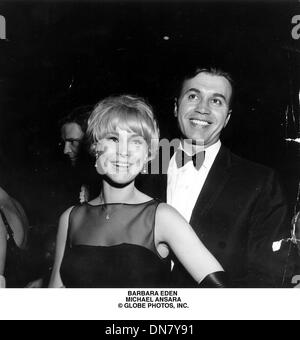 27. Juni 2001 - BARBARA EDEN. MICHAEL ANSARA. (Kredit-Bild: © Globe Photos/ZUMAPRESS.com) Stockfoto