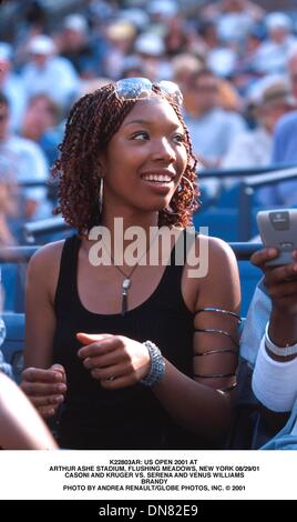 29. August 2001 - K22803AR: US OPEN 2001. ARTHUR ASHE STADION, FLUSHING MEADOWS, NEW YORK 08/29/01.CASONI UND KRÜGER VS. SERENA UND VENUS WILLIAMS. BRANDY. ANDREA RENAULT / 2001 (Kredit-Bild: © Globe Photos/ZUMAPRESS.com) Stockfoto