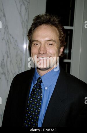 19. April 2002 - Hollywood, CA, USA - K24760MR: 11. Todesstrafe FOCUS AWARDS DINNER. WILSHIRE HOTEL, REGENT BEVERLY HILLS.CA 04/18/2002.BRADLEY WHITFORD. MILAN RYBA / 2002 (Kredit-Bild: © Globe Photos/ZUMAPRESS.com) Stockfoto