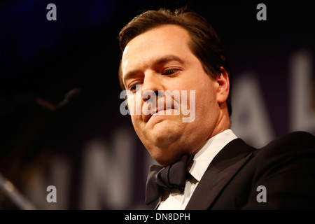 Großbritanniens Kanzler von Finanzminister George Osborne hält eine Rede während der CBI Jahresessen im Grosvenor House Hotel Stockfoto