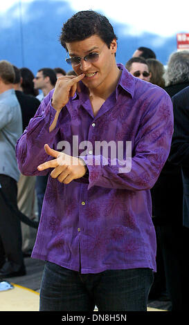 22. Juli 2002 - K2109LOC DAVID BOREANAZ.'' AUSTIN POWERS IN GOLDSTÄNDER "PREMIERE. IM UNIVERSAL AMPHITHEATER. UNIVERSAL CITY, CA 22.07.02. LOCKWOOD / 2002 (Kredit-Bild: © Globe Photos/ZUMAPRESS.com) Stockfoto