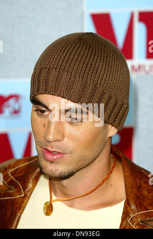 30. August 2002 - Enrique Iglesias.MTV Video Musik Awards.Radio City Music Hall, New York, USA, 8/29. Alec Michael.Â© 2002.K26027AM SD0829 (Kredit-Bild: © Globe Photos/ZUMAPRESS.com) Stockfoto