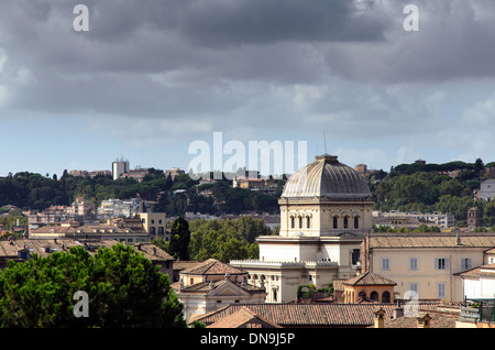 Kuppel der Synagoge in Rom - Italien Stockfoto