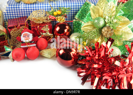 Santa Puppe und Zubehör Dekoration Weihnachten oder Silvester. Stockfoto