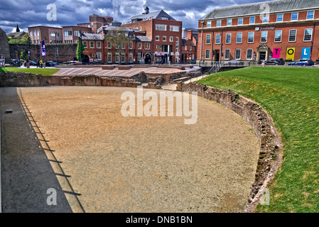 Das zivile Amphitheater, das im 1. Jahrhundert erbaute könnte zwischen 8.000 und 10.000 Menschen Platz. Stockfoto