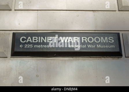 Wegweiser für den cabinet War Rooms, jetzt die Churchill Krieg Zimmer, London, england Stockfoto