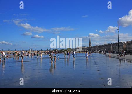 Frankreich, Bordeaux, Miroir d ' Eau Wasserspiegel Stockfoto