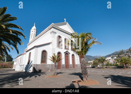 Portugal, Madeira, Funchal. Die Kirche São Martinho an der südlichen Küste von Madeira in der Nähe von Funchal. Stockfoto