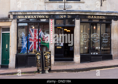 Herr Swanton Barber Shop in Bristol, Großbritannien Stockfoto