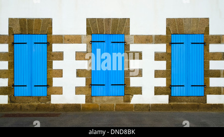 Frankreich Nord-Bretagne Bezirksstadt Morlaix blauen Fensterläden Stockfoto