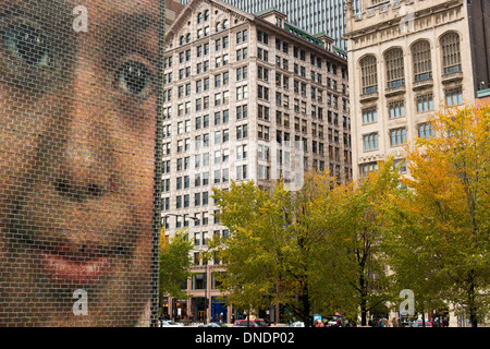 Crown Fountain im Millennium Park wurde von Jaume Plensa entworfen. Stockfoto