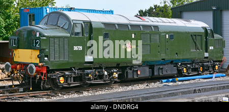 Klasse 37 D6729 dieselelektrische Lokomotive auf die Epping Ongar Museumsbahn Stockfoto
