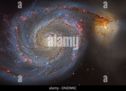 Die Whirlpool-Galaxie (NGC 5194) und seine Begleiter-Galaxie (NGC 5195) im Sternbild Canes Venatici. Stockfoto