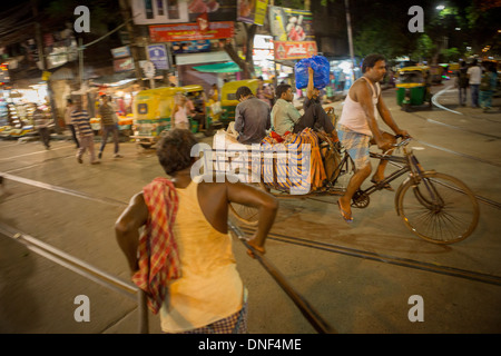 Rikschas in Kalkutta (Kolkata), Indien Stockfoto