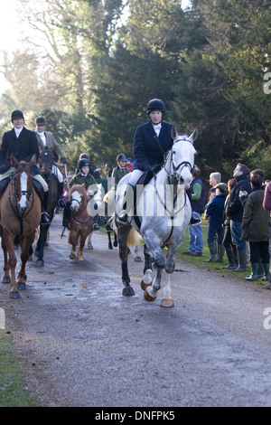 Traditionellen Boxing Day treffen sich bei Upton Haus Warwickshire, England Stockfoto