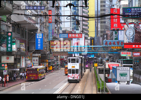 Hongkong China, Hongkong, Asien, Chinesisch, Orientalisch, Insel, Causeway Bay, Henessy Road, Doppeldecker-Straßenbahnlinien, Unternehmen, Bezirk, Gebäude, Skyline der Stadt, Canto Stockfoto