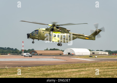 Augusta Westland Merlin AW101 der dänischen Luftwaffe kommt an RAF Fairford für 2013 Royal International Air Tattoo Stockfoto