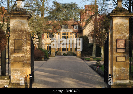 Das Haupthaus Raymond Blancs Le Manoir Aue Quat'Saisons Stockfoto