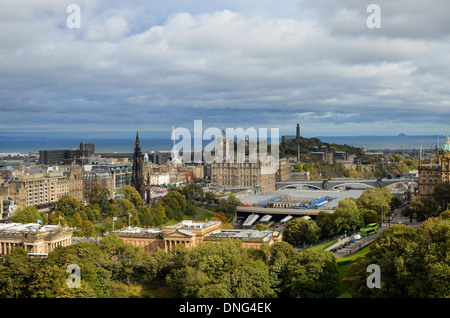 Blick über die Stadt Edinburgh angesehen vom Edinburgh castle Stockfoto