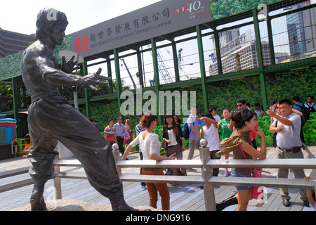 Hongkong China, Hongkong, Asien, Chinesisch, Orientalisch, Kowloon, Tsim Sha Tsui, Avenue of the Stars, Victoria Harbour, Hafen, Uferpromenade, Asiatische Asiaten Ethnische im Stockfoto