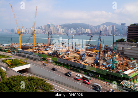 Hongkong China, Hongkong, Asien, Chinesisch, Orientalisch, Kowloon, Tsim Sha Tsui, New World Center, Zentrum, Baustelle, Kraniche, Victoria Harbour, Hafen, Insel, Stadt sk Stockfoto