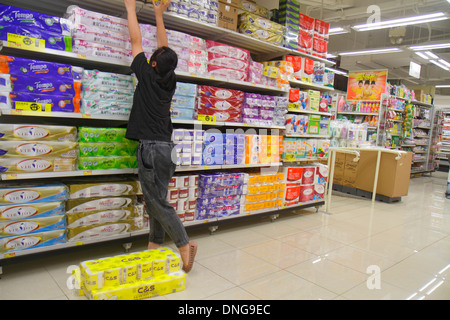 Hong Kong China, HK, Chinesisch, Insel, North Point, Java Road, Wellcome Supermarkt, Lebensmittelgeschäft, Lebensmittel, Shopping Shopper Shopper Shop Geschäfte Markt Frauen arbeiten Stockfoto