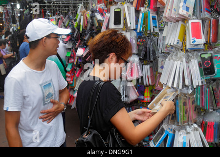 Hong Kong China, HK, Chinesisch, Kowloon, Sham Shui Po, Pei Ho Street, Markt, Stände Stand Verkäufer Verkäufer, Markt, Kauf Verkauf, Shopping Shopper Shop sh Stockfoto