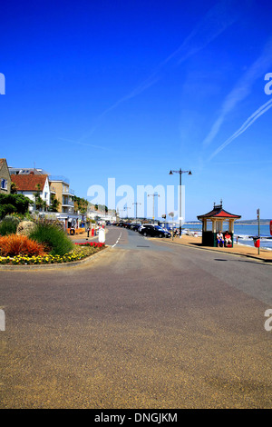 Die Promenade und Meer in Shanklin, Isle of Wight, England, UK. Stockfoto